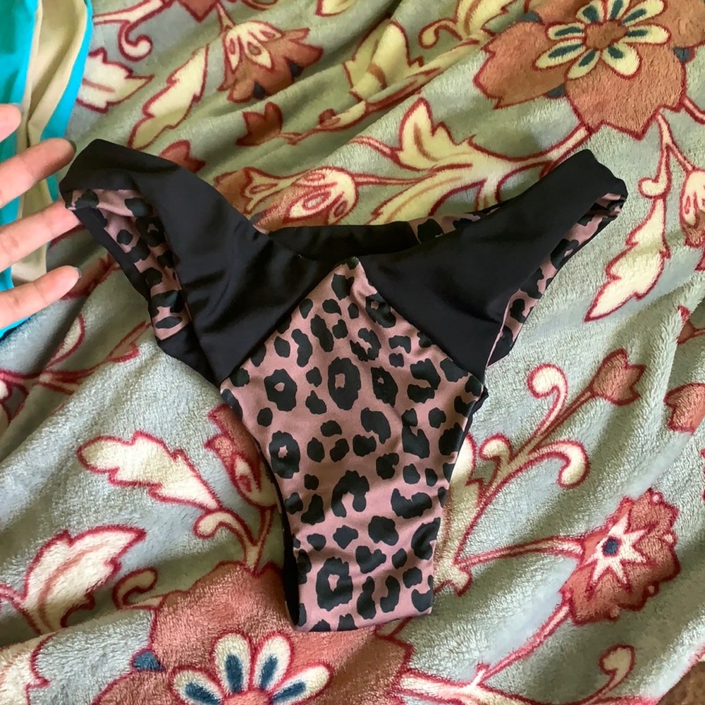 KAIKINI BIKINI